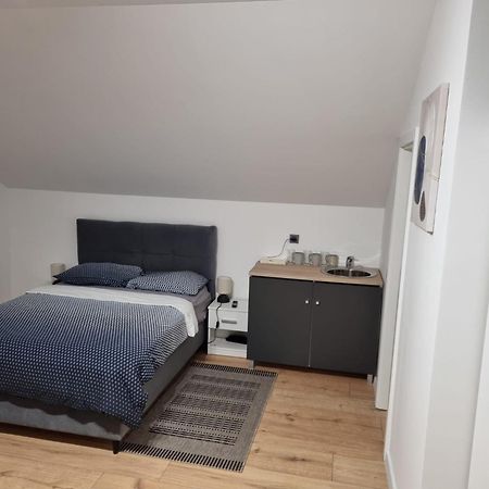 Sobe Marta Hotel Trgovisce Ngoại thất bức ảnh
